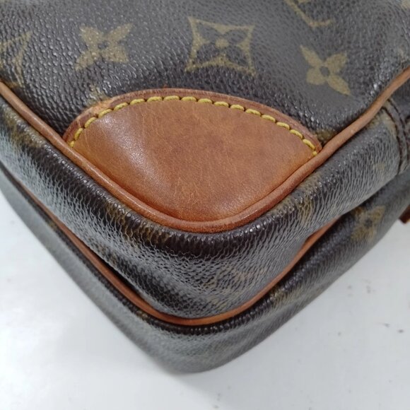 Authentic Louis Vuitton Amazon Brown Monogram Crossbody 203-112025-4748601 - Picture 6 of 9